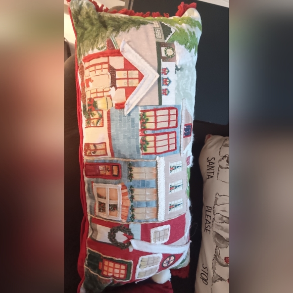 High quality embroidered christmas cushions - Picture 5 of 16